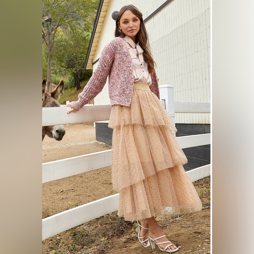 Elegant Cream Tiered Skirt with Gold Waistband NWT